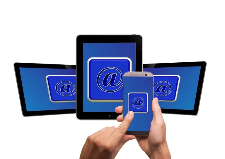smartphone showing email notification, email sequences vs in-app messages